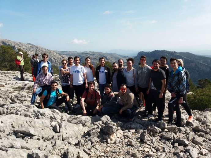 Gabriel Company durante la excursión al Puig de Ses Covasses