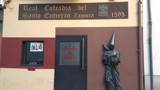 Zamora.-  Real Cofradía del Santo Entierro