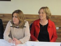 Carmen Ortiz ve "compatible" la presidencia de la Junta con el liderazgo del PSOE