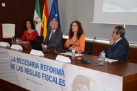 Andalucía reclama un marco fiscal que permita la inversión pública y la creación de empleo