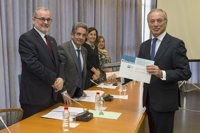 Un trabajo sobre matemáticas gana el Premio de Investigación 'Juan María Parés'