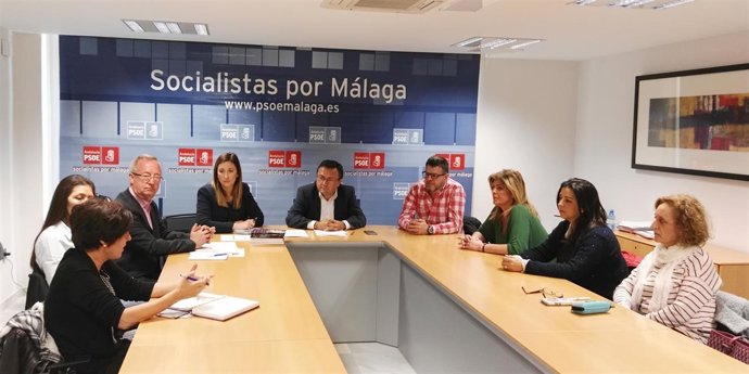 Heredia (PSOE) reunión con camareras de piso y sindicatos