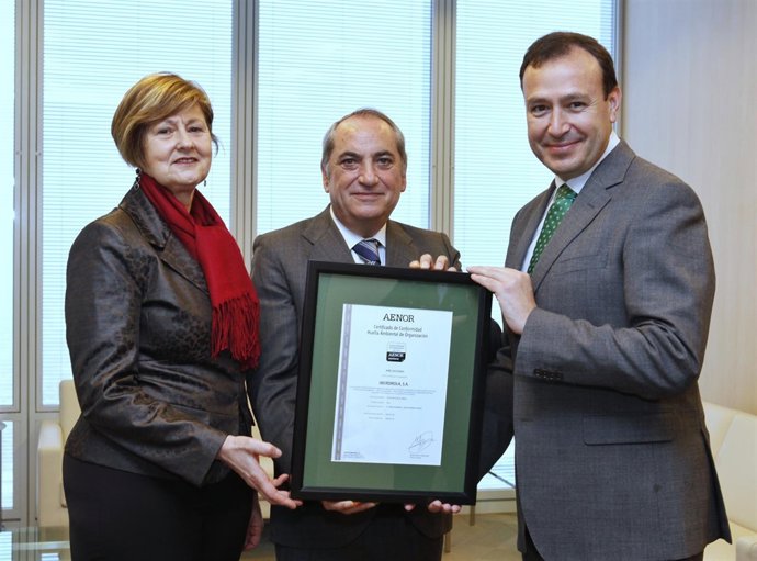 Iberdrola recibe el primer certificado Aenor de Huella Ambiental Corporativa