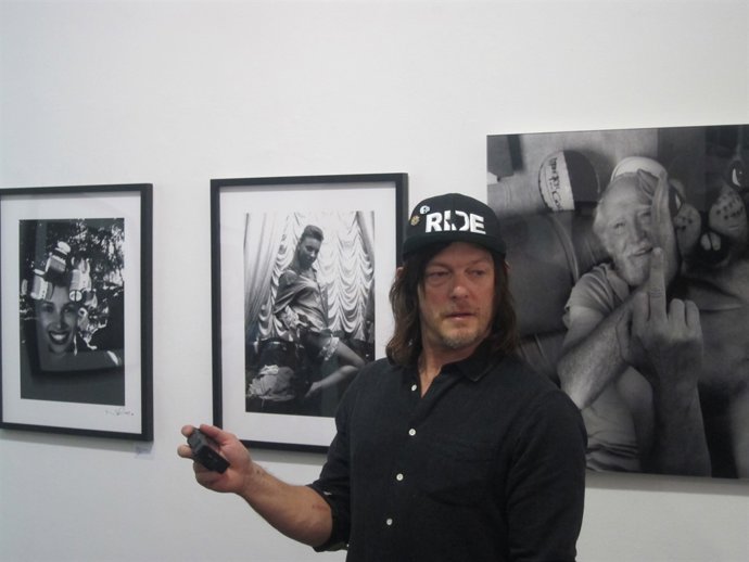 Norman Reedus, en la seva exposició fotogràfica a Barcelona