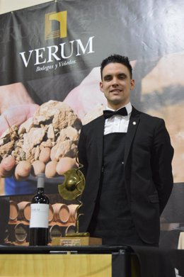 Valentín Checa, sumiller