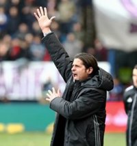 Vasiljevic: "Tenemos que seguir luchando, no queda otra"