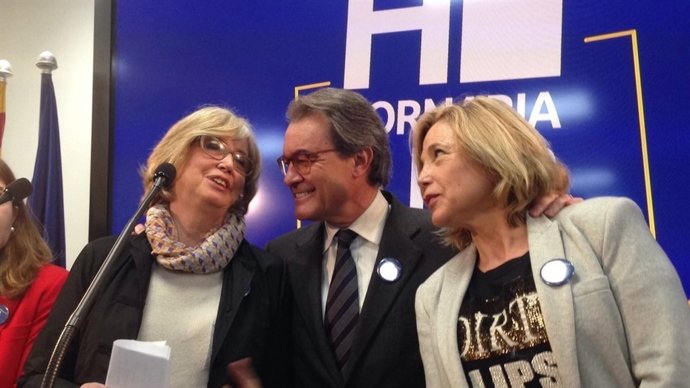 A.Mas, J.Ortega i I.Rigau en roda de premsa