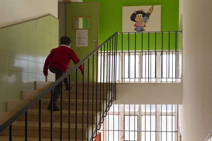 Col·legi, escola, aula, primària, classe, nen