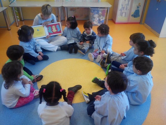 Niños en un centro de Educación Infantil