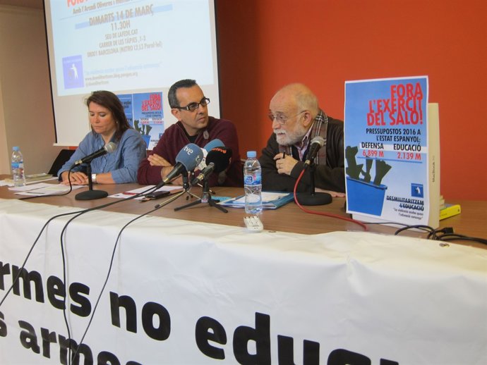  Marina Pérez, Jordi Muñoz I Arcadi Oliveres 