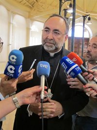 Archivan la denuncia contra el Arzobispo Sanz Montes por un supuesto delito de falsedad documental