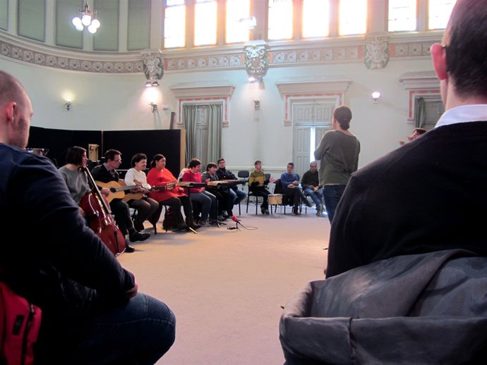 Un assaig dels 17 participants de Sabadell en el projecte Mosaic de Sons