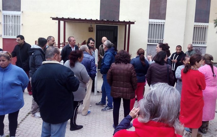 Concentración en el Polígono Sur contra el desalojo de una familia