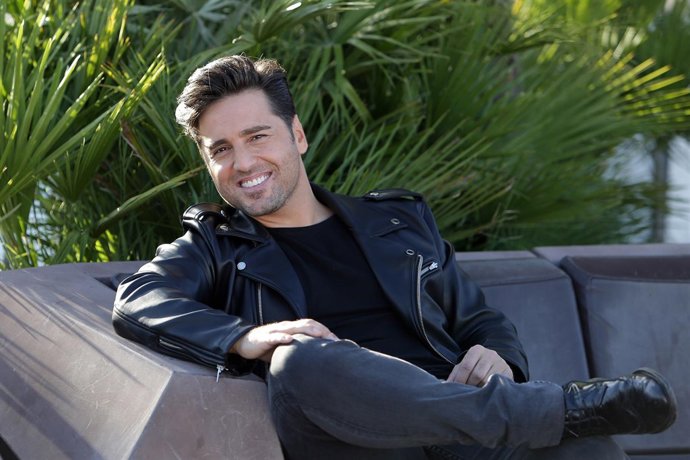 DAVID BUSTAMANTE