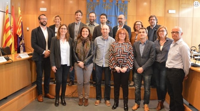 Representants de deu municipis del Vallès Occidental i el Baix Llobregat