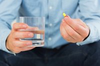 Investigan los riesgos del uso excesivo de antibióticos