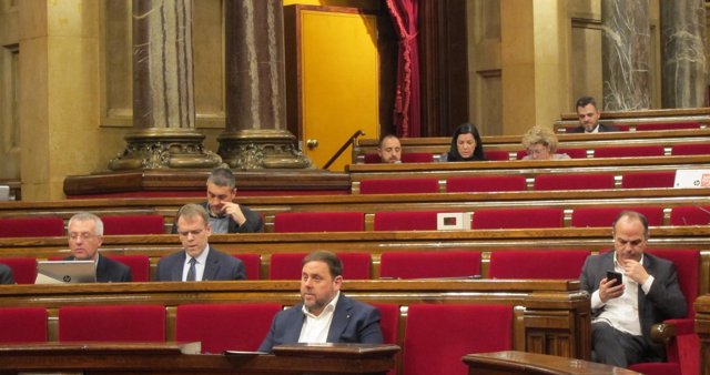El vicepresidente Oriol Junqueras en el pleno del Parlament