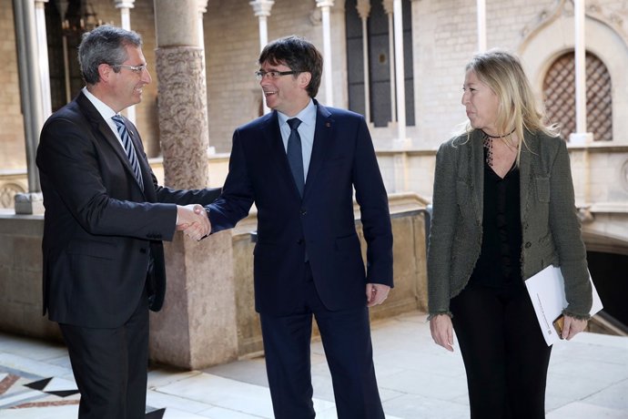 Puigdemont es reuneix amb el diputat general de Guipúscoa, Markel Olano