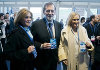 Cifuentes se rodea de Rajoy, Cospedal, Santamaría y varios barones en su llegada a la presidencia del PP de Madrid