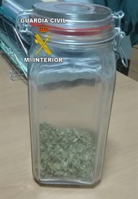 Dos investigados acusados de vender marihuana a menores en Jaén con los que quedaban a través de una red social