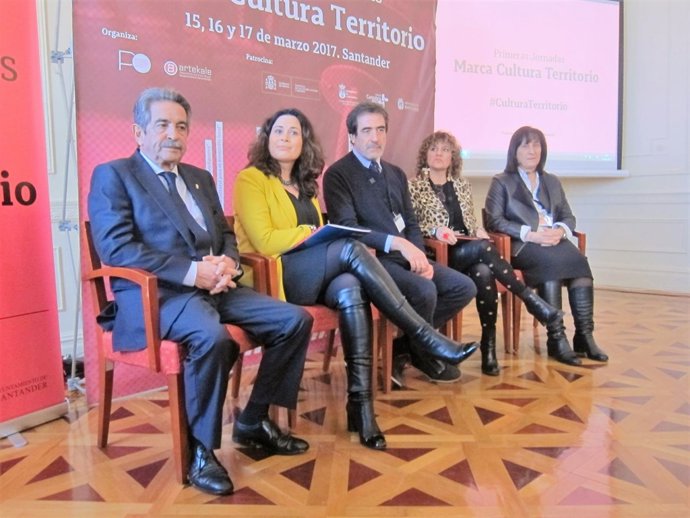 Revilla en la inauguracón Jornadas Marca del Territorio                         