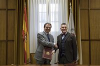 Madrid.-La Universidad de Alcalá y la Asociación de Empresarios de Farmacia de Madrid firman un convenio de colaboración