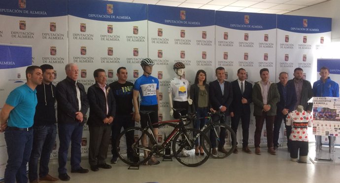 La Vuelta Ciclodeportiva a Almería celebra su segunda edición en abril.
