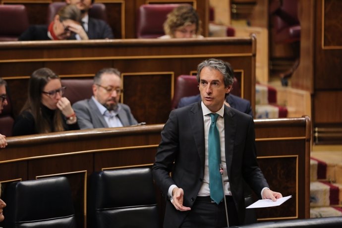 Iñigo de la Serna en la sesión de control al Gobierno en el Congreso