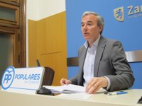 Azcón señala que el PP "no descarta nada" sobre la comisión de investigación de Ecociudad