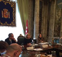 Dancausa critica el Protocolo municipal contra la contaminación porque "no da soluciones, sólo prohibiciones"