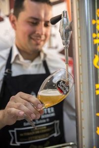 Hosteleros de CyL competirán por alzarse con el título de mejor tirador de cerveza