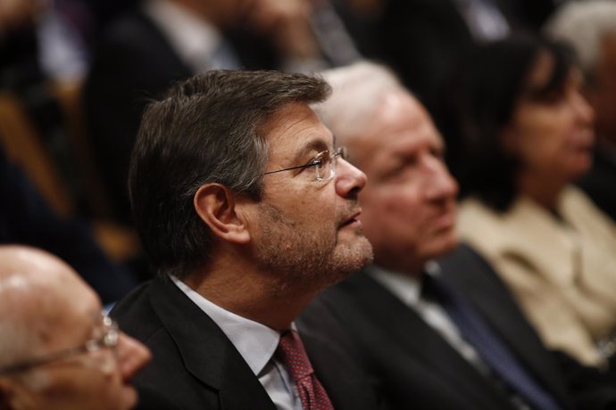 Rafael Catalá en la toma de posesión de los nuevos magistrados del TC