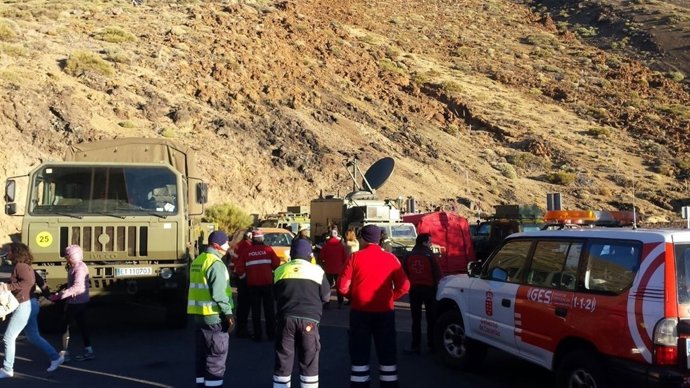 Centenar de personas han pasado la noche en el refugio del Teide 