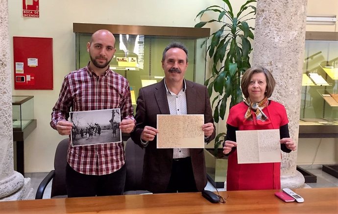 Presentación del 'documento del mes' en el Archivo de Almería