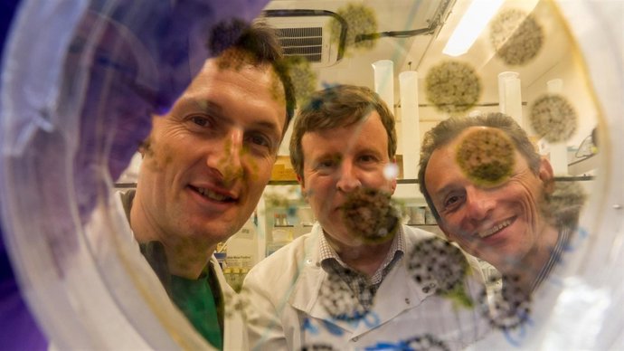 Los astronautas de la Agencia Espacial Europea (ESA) Pedro Duque y Matthias Maur