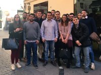 Más de 1.000 jóvenes del PSOE se presentan ya como "agentes electorales" de Susana Díaz