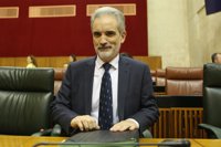 Aquilino Alonso destaca que la vuelta a dos áreas hospitalarias en Huelva "se realizará con consenso y participación"