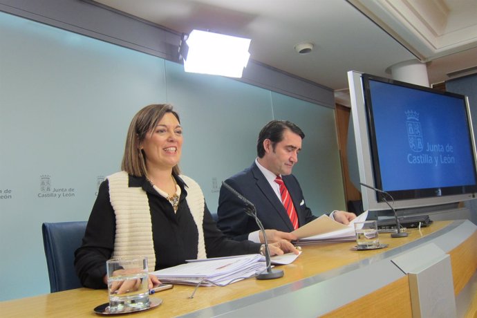 Valladolid. Marcos con Suárez-Quiñones tras el Consejo                         