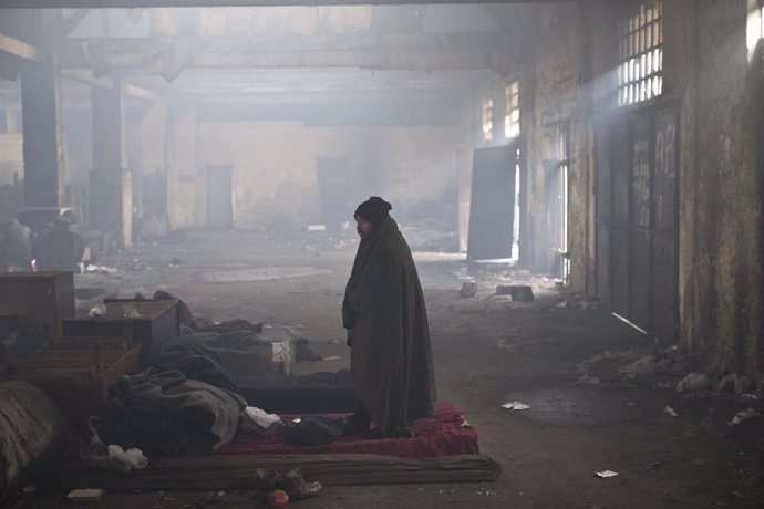 Refugiado en un almacén abandonado en Belgrado