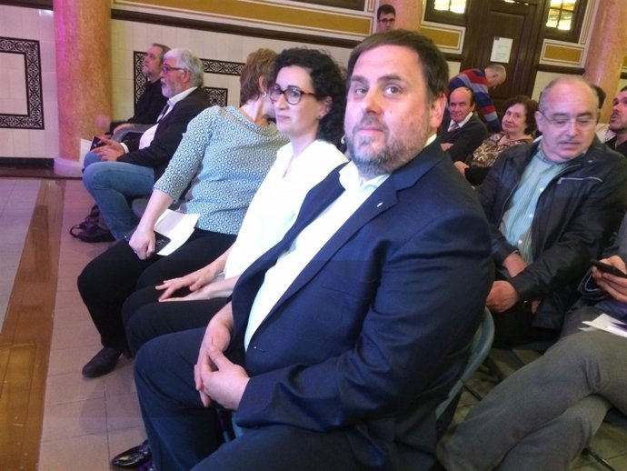 El líder d'ERC, O. Junqueras, i la secretària general, M. Rovira