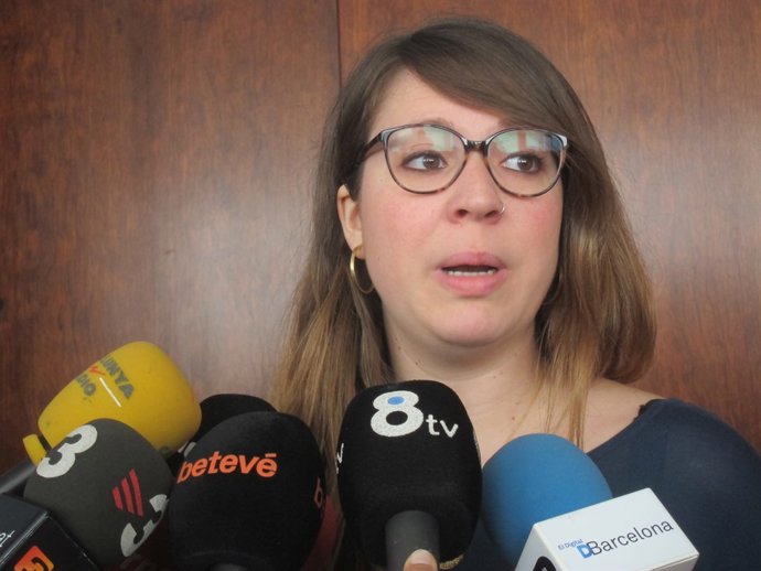 La tinent d'alcalde Janet Sanz                            