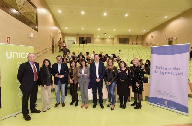 El Salón de Actos del PITA ha acogido estas jornadas de igualdad en la empresa.