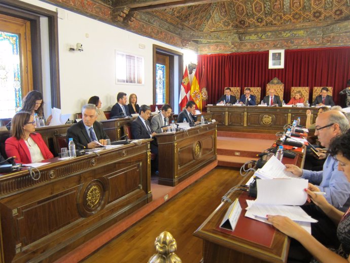 Pleno de la Diputación de Valladolid