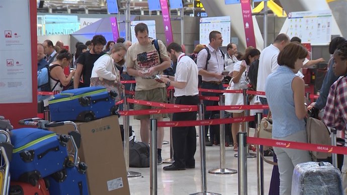 ¿Qué hacer si la huelga aérea ha cancelado tu vuelo?