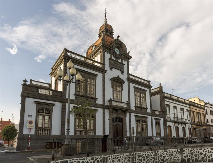 Edificio de la Heredad de Aguas de Arucas y Firgas