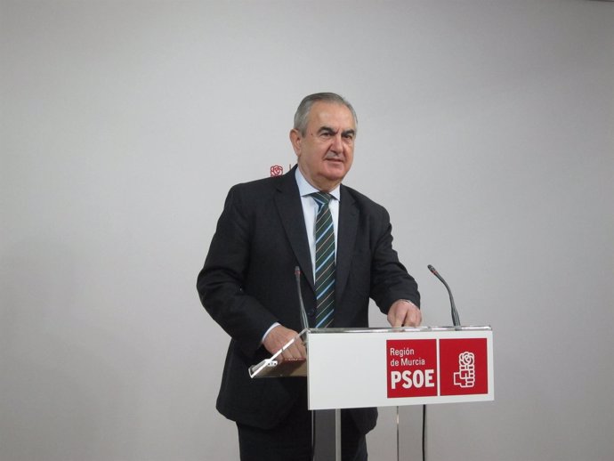El secretario general del PSOE-RM, Rafael González Tovar         