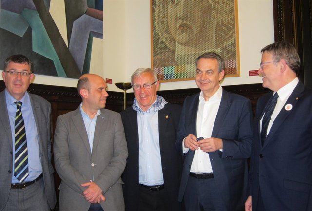 Rodríguez Zapatero junto a Puig, Ribó, Echávarri y Morera                       