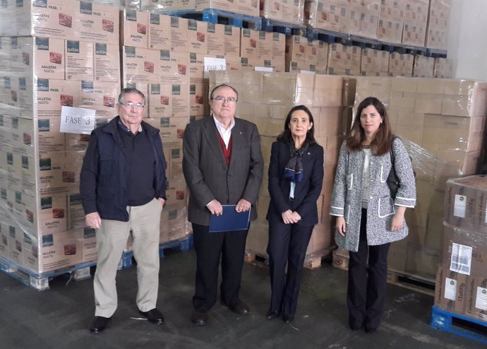 Visita de Asunción Grávalos al Banco de Alimentos. 