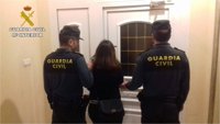 Detenida por vender droga en casa delante de su hija de 10 años y dejarla días sin comer