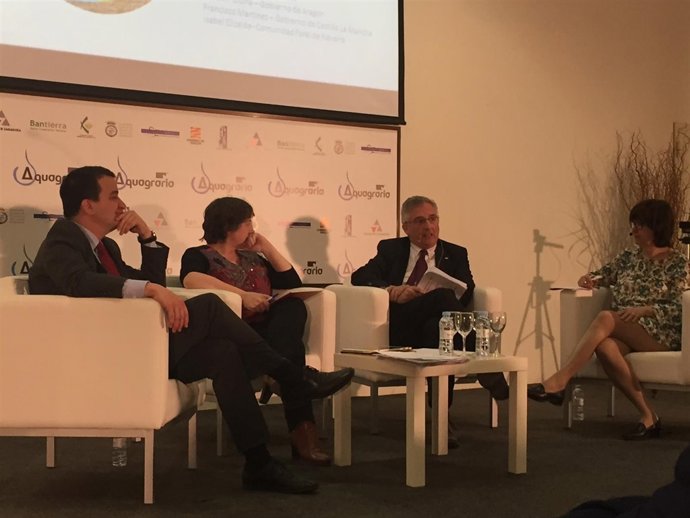 Isabel Elizalde en la 15ª Feria de Ejea de los Caballeros 